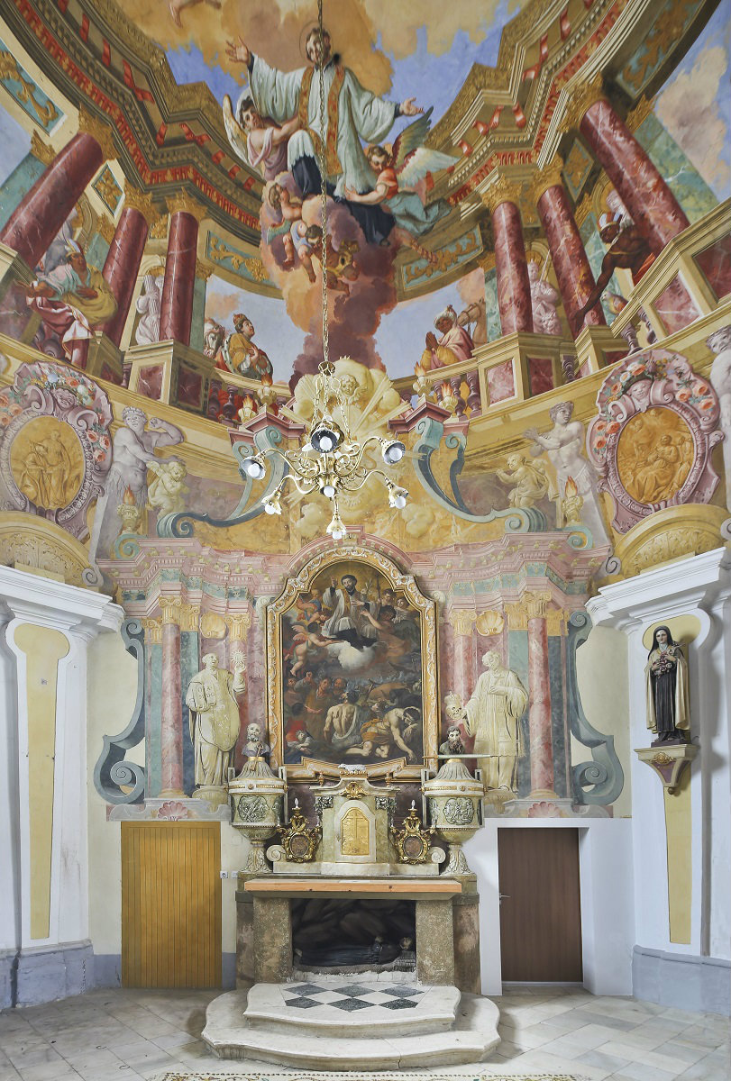 Kapela sv. Frančiška Ksaverja s freskami Filipa Karla Laubmanna (1738)
